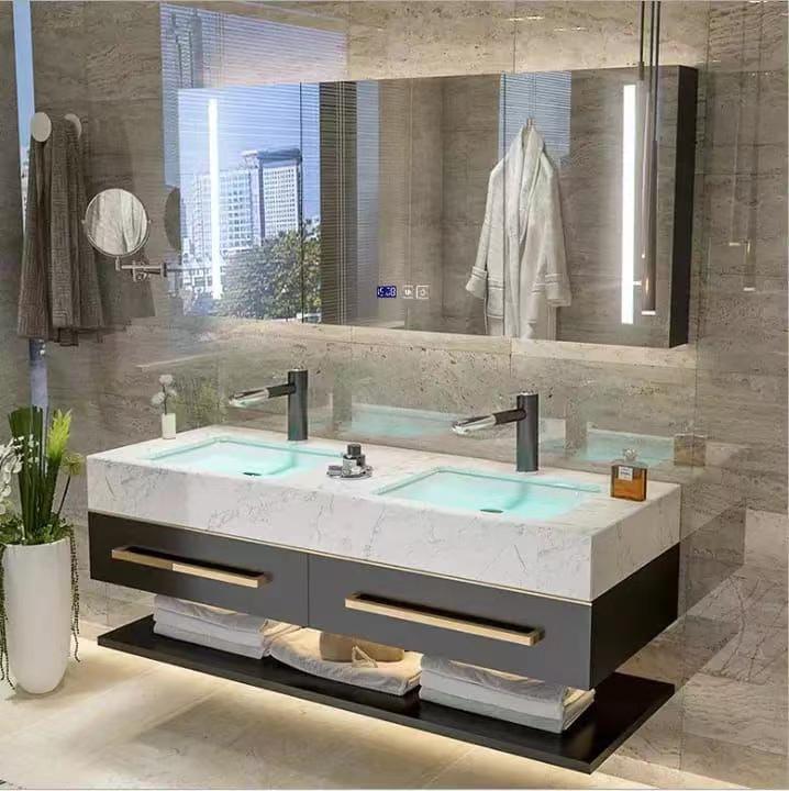 Luxuriöser Großer LED-Beleucht – Bathroom Cabinet Mirror Bewertung und Preis